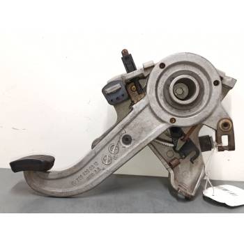 PEDAL FRENO ESTACIONAMIENTO 2204200312 