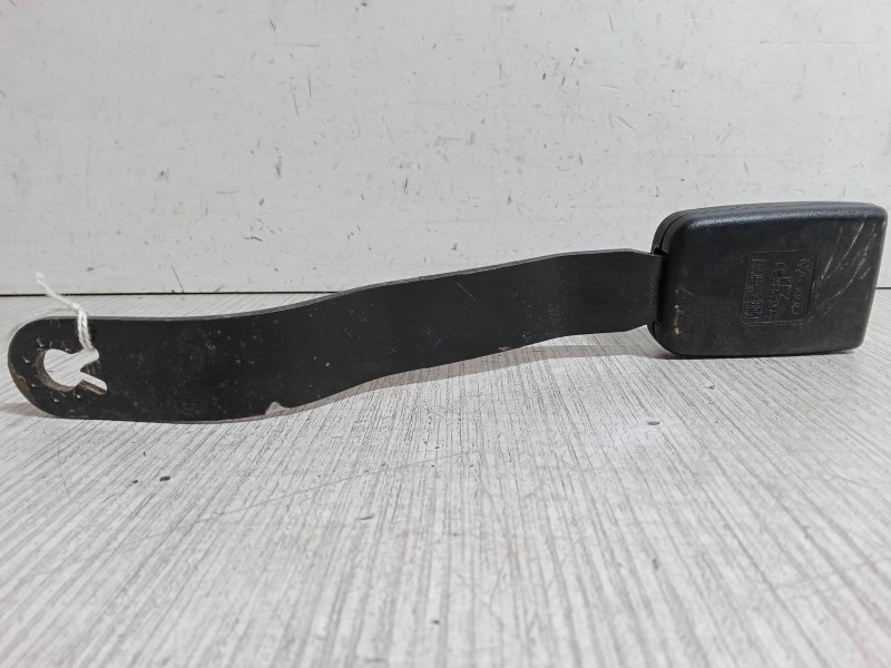 Recambio de anclaje cinturon delantero derecho para seat inca (6k9) 1.4 i referencia OEM IAM   