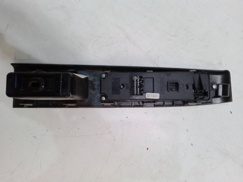 Recambio de mando elevalunas delantero izquierdo para mazda 5 (cr19) 2.0 cd (cr19) referencia OEM IAM CC65684L6  