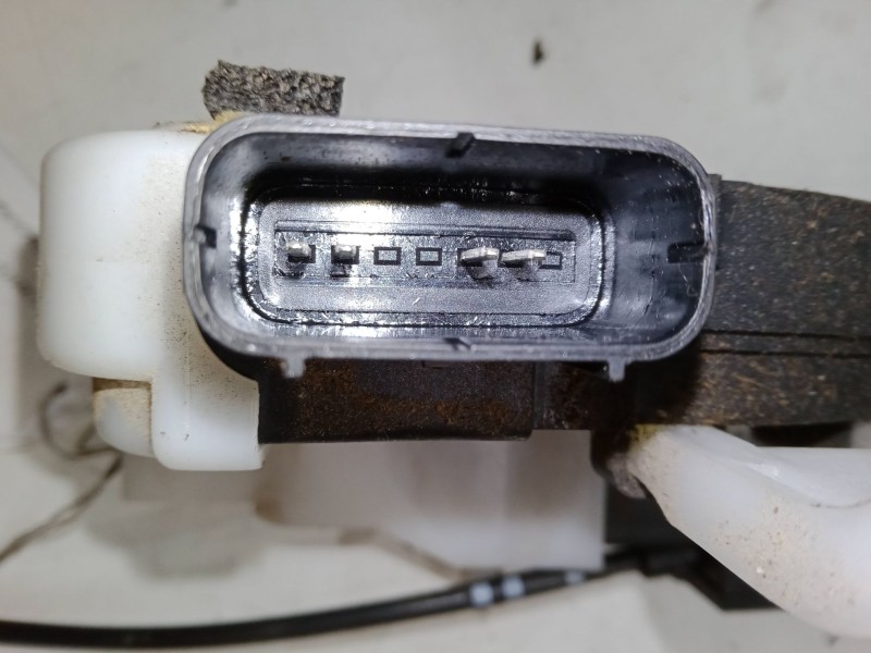 Recambio de cerradura puerta trasera derecha para hyundai ix35 (lm, el, elh) 1.6 referencia OEM IAM   