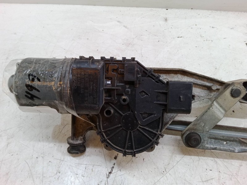 Recambio de motor limpia delantero para ford focus ii furgoneta/station wagon 1.6 tdci referencia OEM IAM 0390241731  4M5117508A