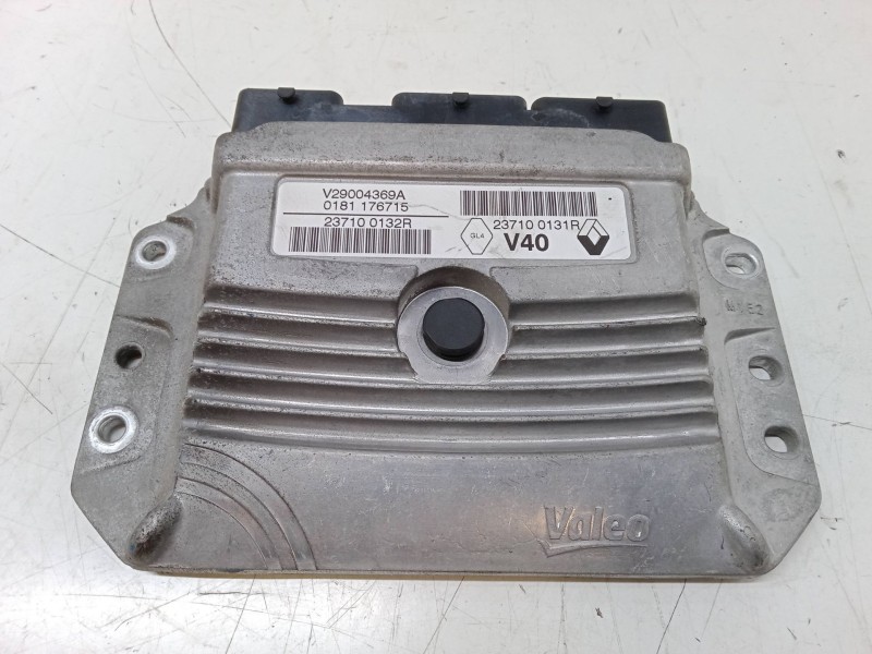 Recambio de centralita motor uce para renault megane iii hatchback (bz0/1_, b3_) 1.6 16v (bz0h) referencia OEM IAM 237100131R237