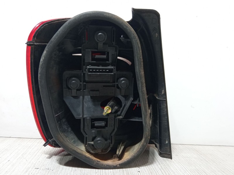 Recambio de piloto trasero derecho para citroën xsara break (n2) 1.9 td referencia OEM IAM   