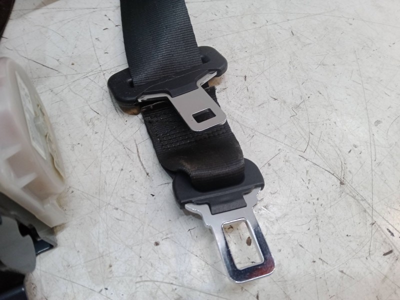 Recambio de cinturon seguridad trasero central para citroën c4 grand picasso ii (da_, de_) 2.0 bluehdi 150 referencia OEM IAM   