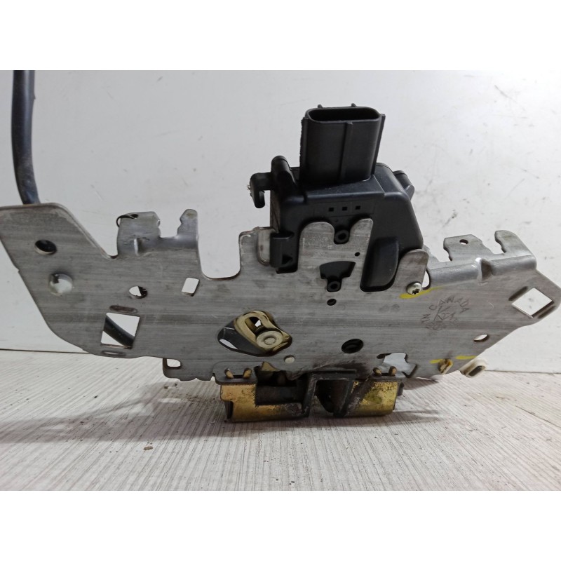 Recambio de cerradura puerta corredera izquierda para chrysler voyager iv (rg, rs) 2.5 crd referencia OEM IAM   