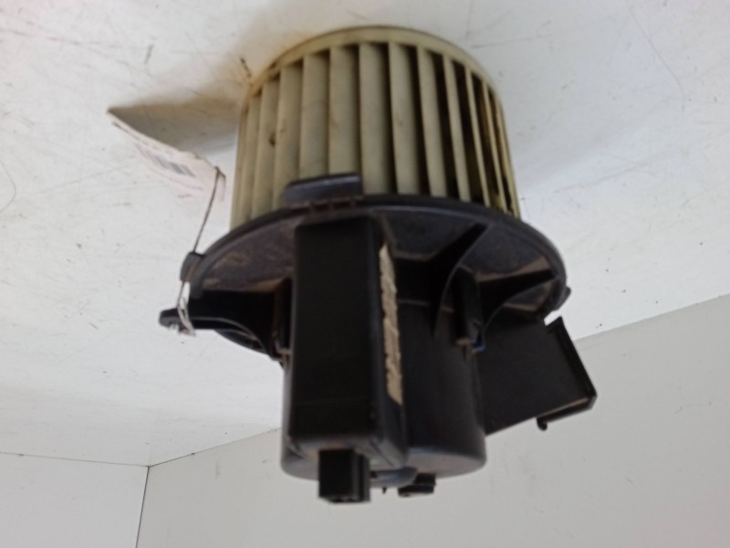 Recambio de motor calefaccion para peugeot 307 sw (3h) 1.6 16v referencia OEM IAM 153627  