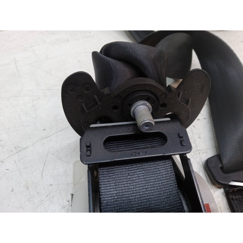Recambio de cinturon seguridad trasero central para citroën c4 grand picasso ii (da_, de_) 2.0 bluehdi 150 referencia OEM IAM   