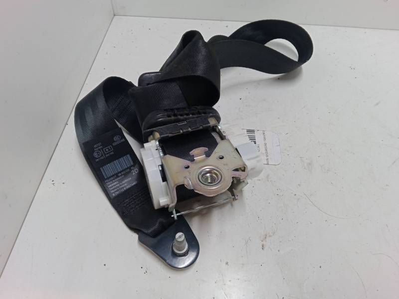 CINTURON SEGURIDAD TRASERO DERECHO 