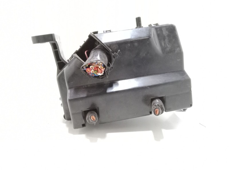 Recambio de caja reles / fusibles para hyundai i20 i (pb, pbt) 1.2 referencia OEM IAM 919401J100  