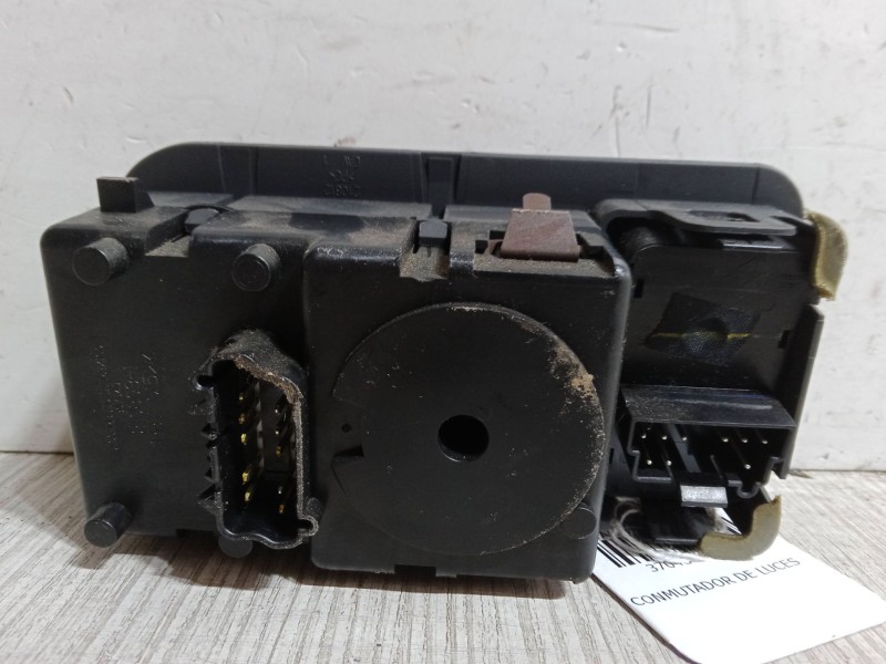 Recambio de conmutador de luces para chrysler voyager iv (rg, rs) 2.5 crd referencia OEM IAM 0YC311DVAA   Recambio de conmutador de luces para chrysler voyager iv (rg, rs) 2.5 crd referencia OEM IAM 0YC311DVAA