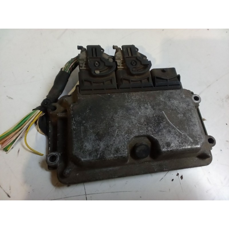 Recambio de centralita motor uce para peugeot 106 ii (1a_, 1c_) 1.5 d referencia OEM IAM   