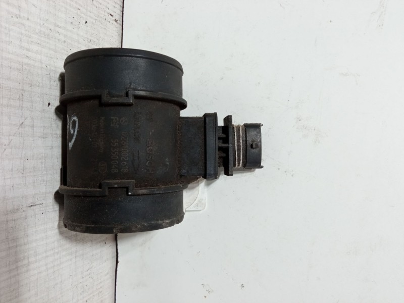Recambio de caudalimetro para opel vectra c station wagon (z02) 1.9 cdti (f35) referencia OEM IAM 0281002618  55350048