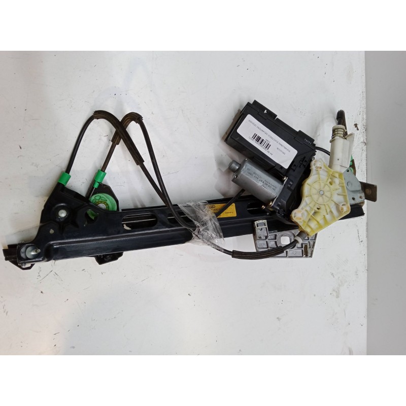 Recambio de elevalunas electrico delantero izquierdo para audi a4 b6 descapotable (8h7) 2.4 referencia OEM IAM   