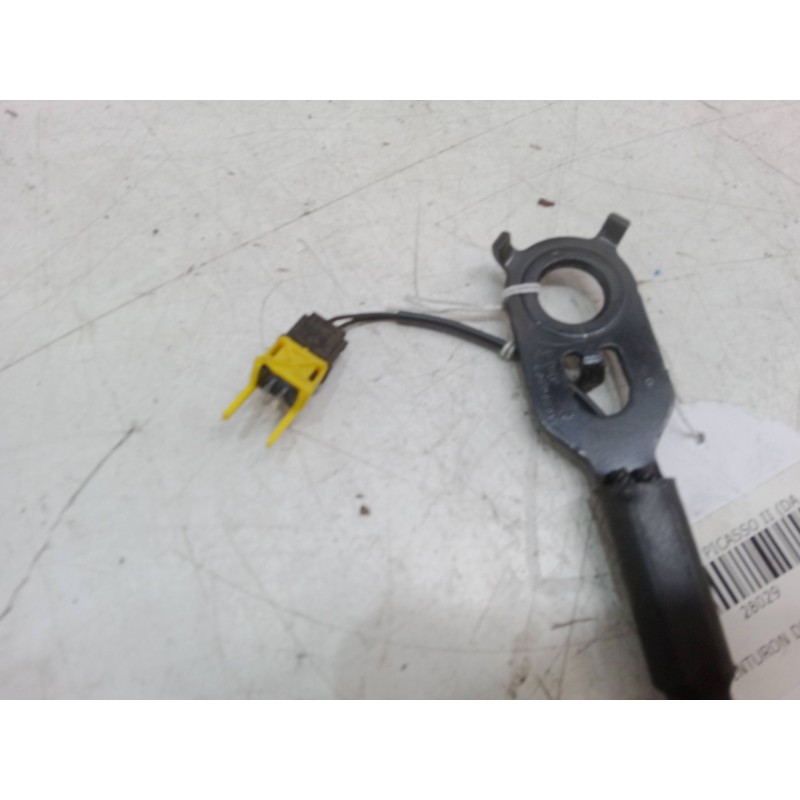 Recambio de anclaje cinturon delantero izquierdo para citroën c4 grand picasso ii (da_, de_) 2.0 bluehdi 150 referencia OEM IAM 