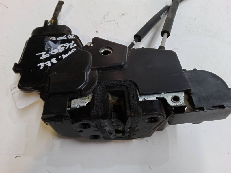 Recambio de cerradura puerta delantera derecha para hyundai h-1 travel (tq) 2.5 crdi referencia OEM IAM   