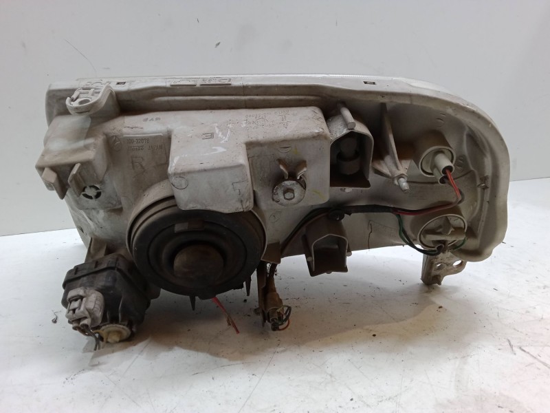 Recambio de faro derecho para suzuki grand vitara i (ft, ht) 2.0 hdi 110 16v 4x4 (sq 420d) referencia OEM IAM   