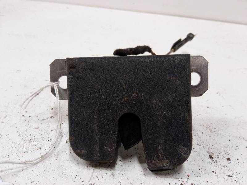 CERRADURA MALETERO / PORTON 