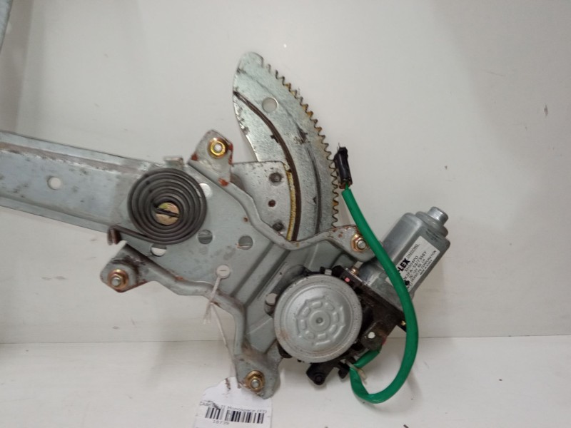 Recambio de elevalunas electrico delantero izquierdo para kia carens ii monospace (fj) 2.0 crdi referencia OEM IAM   
