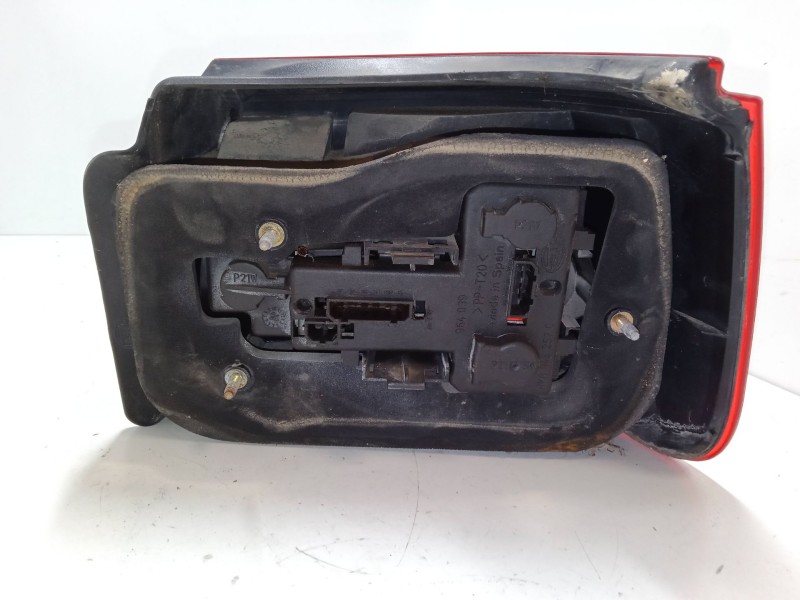 Recambio de piloto trasero izquierdo para seat ibiza ii (6k1) 1.4 i referencia OEM IAM   