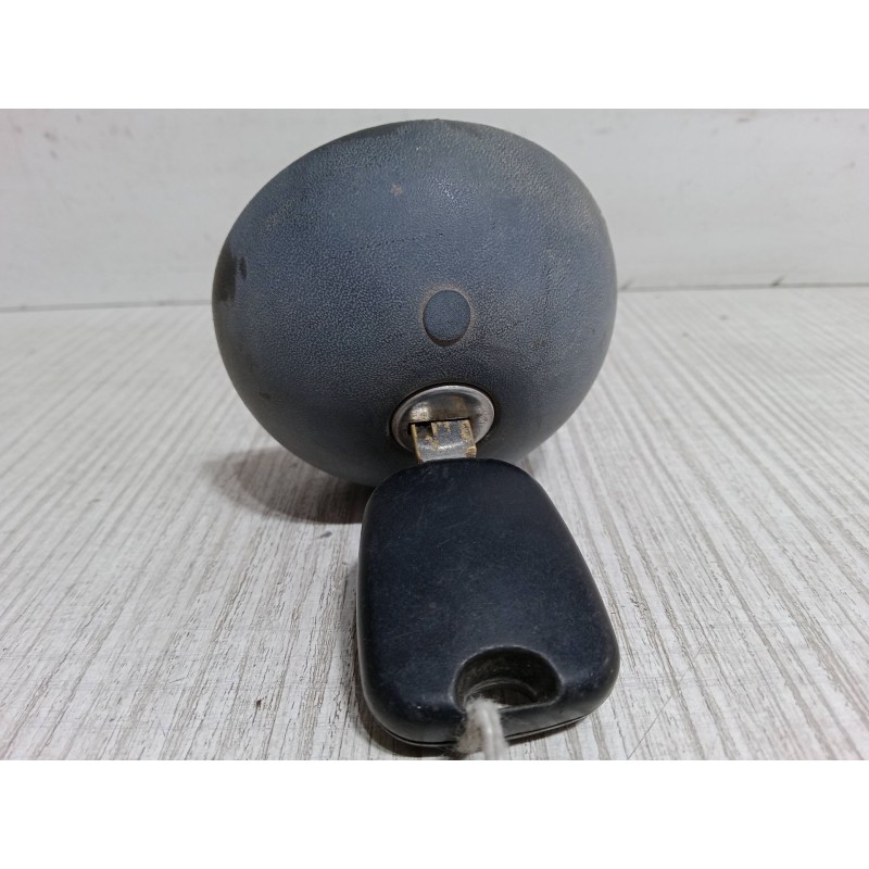 Recambio de tapon combustible para renault clio ii (bb_, cb_) 1.2 (bb0a, bb0f, bb10, bb1k, bb28, bb2d, bb2h, cb0a,... referencia