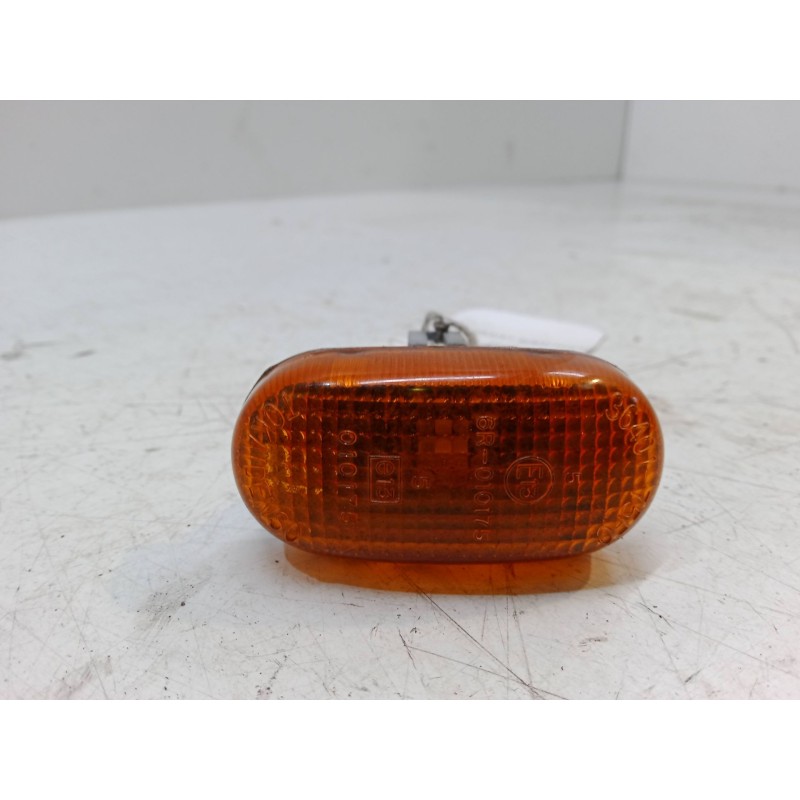 Recambio de intermitente lateral izquierdo para suzuki grand vitara i (ft, ht) 2.0 hdi 110 16v 4x4 (sq 420d) referencia OEM IAM 