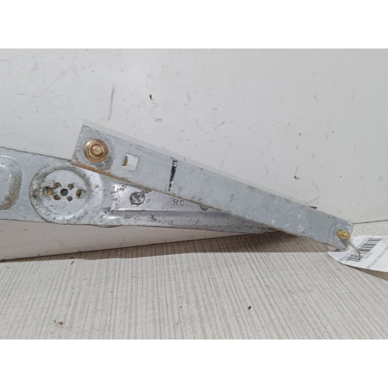 Recambio de elevalunas electrico trasero izquierdo para kia carens ii monospace (fj) 2.0 crdi referencia OEM IAM OK2FA-59/7356Y 