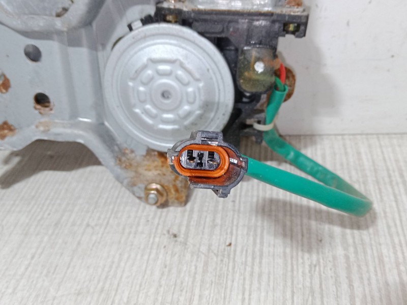 Recambio de elevalunas electrico trasero izquierdo para kia carens ii monospace (fj) 2.0 crdi referencia OEM IAM OK2FA-59/7356Y 