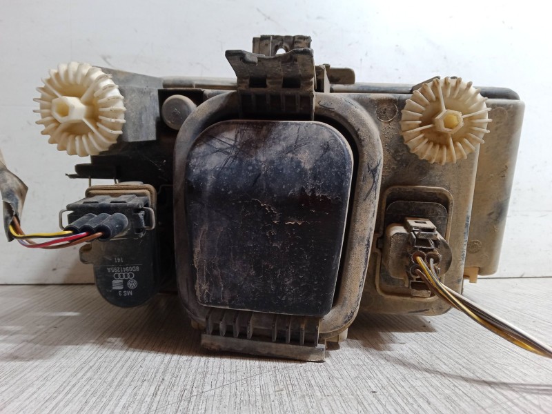 Recambio de faro izquierdo para seat inca (6k9) 1.4 i referencia OEM IAM   