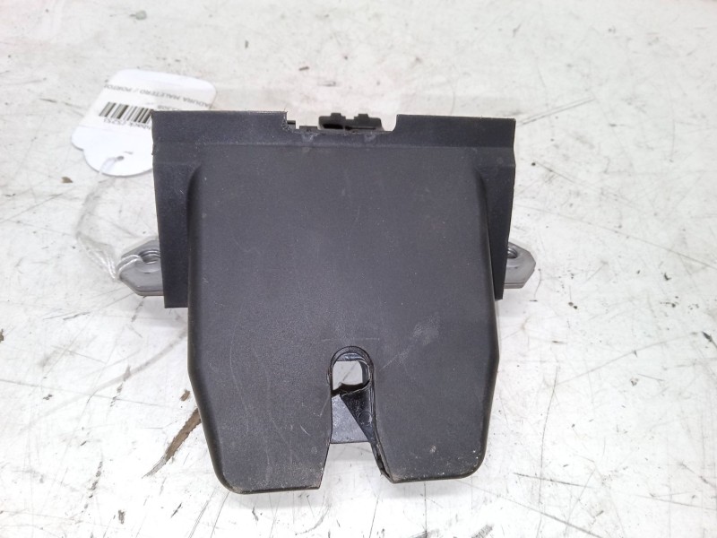 Recambio de cerradura maletero / porton para volvo v40 hatchback (525) d2 referencia OEM IAM 31335870  