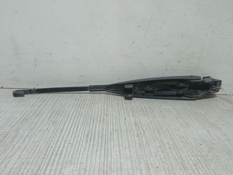 Recambio de brazo delantero limpiaparabrisas para mercedes-benz clase e (w210) e 220 d referencia OEM IAM   