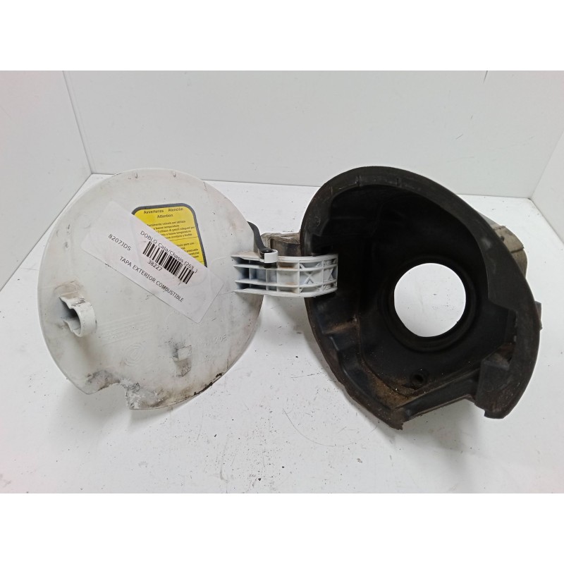 Recambio de tapa exterior combustible para fiat doblo caja/chasis (263_) 1.6 d multijet referencia OEM IAM   
