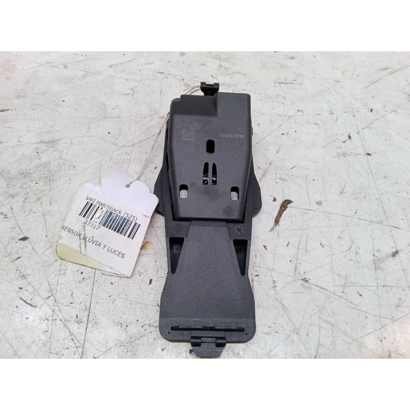 Recambio de sensor lluvia y luces para volvo v40 hatchback (525) d2 referencia OEM IAM 31360888  