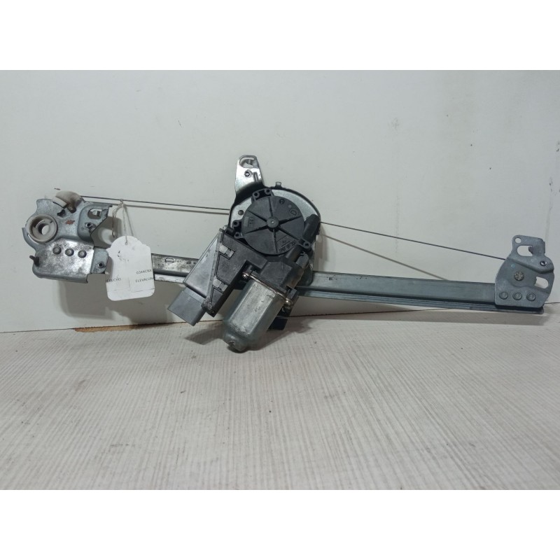 Recambio de elevalunas electrico delantero derecho para citroën c3 i (fc_, fn_) 1.4 i referencia OEM IAM 8334581  
