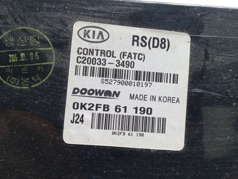 Recambio de mando climatizador para kia carens ii monospace (fj) 2.0 crdi referencia OEM IAM C200333490  0K2FB 61 190