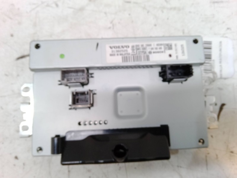 Recambio de pantalla multifuncion para volvo v40 hatchback (525) d2 referencia OEM IAM 31382525  7609502009