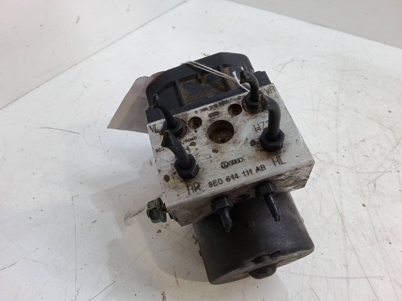 Recambio de abs para audi a4 b5 (8d2) 2.4 quattro referencia OEM IAM 8E061411AB 0273004281 0265216559