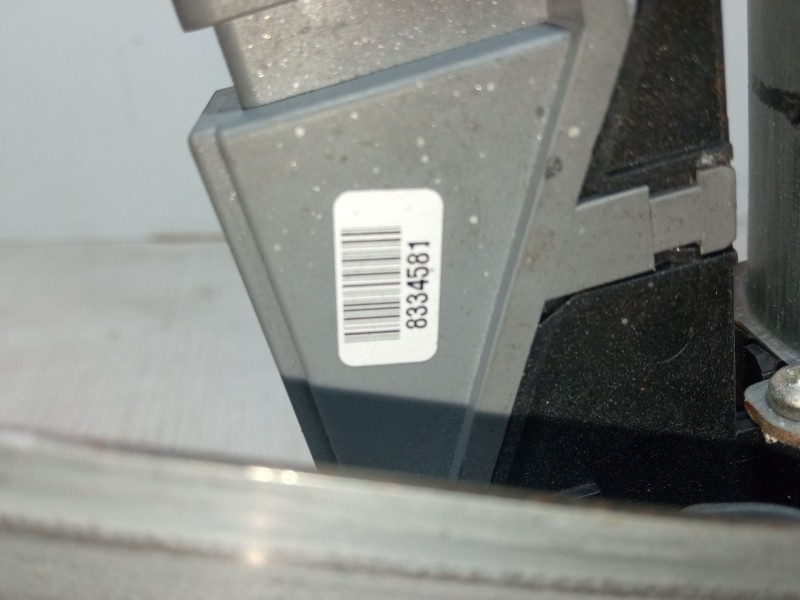 Recambio de elevalunas electrico delantero derecho para citroën c3 i (fc_, fn_) 1.4 i referencia OEM IAM 8334581  