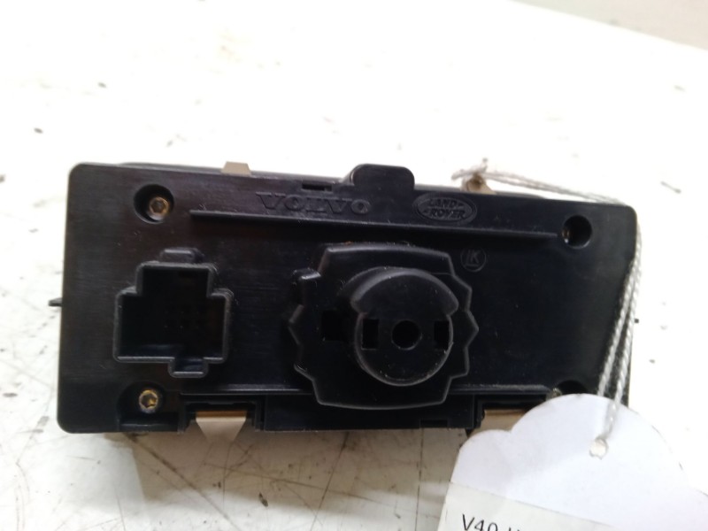 Recambio de regulador altura luces para volvo v40 hatchback (525) d2 referencia OEM IAM 30739425  