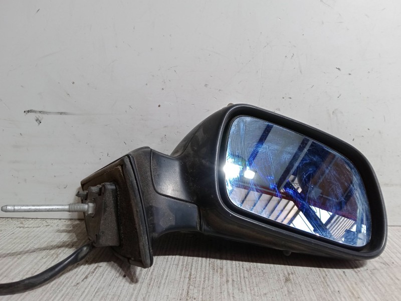 Recambio de retrovisor electrico derecho para peugeot 407 sw (6e_, 6d_) 2.0 hdi 135 referencia OEM IAM   