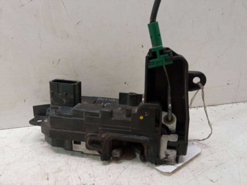 CERRADURA PUERTA DELANTERA IZQUIERDA 