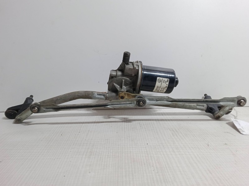 Recambio de motor limpia delantero para fiat punto (188_) 1.2 60 (188.030, .050, .130, .150, .230, .250) referencia OEM IAM 6051