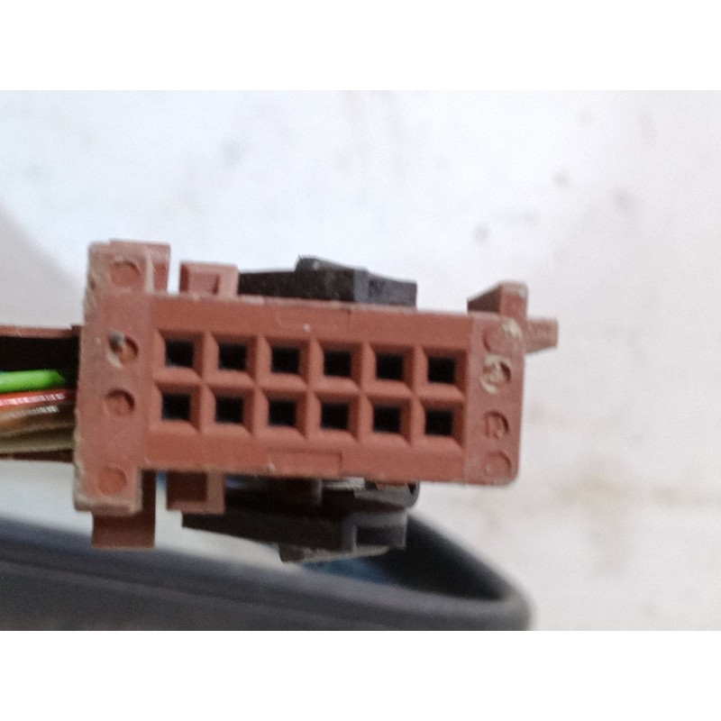 Recambio de retrovisor electrico derecho para peugeot 407 sw (6e_, 6d_) 2.0 hdi 135 referencia OEM IAM   