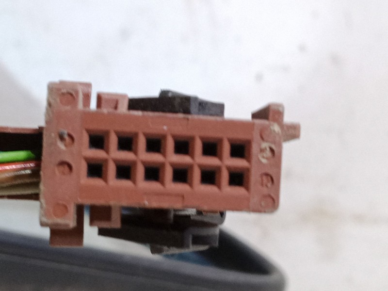 Recambio de retrovisor electrico derecho para peugeot 407 sw (6e_, 6d_) 2.0 hdi 135 referencia OEM IAM   