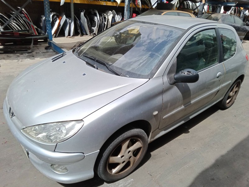 peugeot 206 hatchback (2a/c) del año 2002