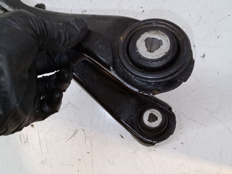 Recambio de brazo suspension inferior delantero izquierdo para renault clio ii (bb_, cb_) 1.2 (bb0a, bb0f, bb10, bb1k, bb28, bb2