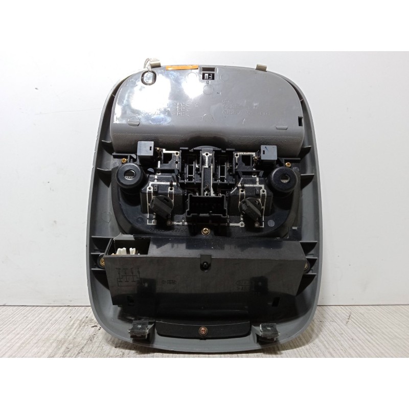 Recambio de luz interior delantera para kia carens ii monospace (fj) 2.0 crdi referencia OEM IAM   
