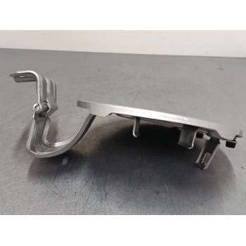 TAPA EXTERIOR COMBUSTIBLE 