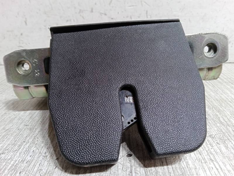 CERRADURA MALETERO / PORTON 