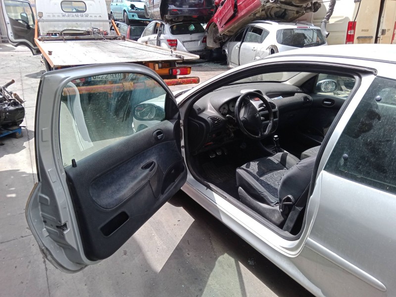 peugeot 206 hatchback (2a/c) del año 2002