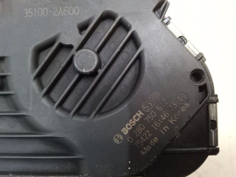 Recambio de caja mariposa para kia carens iv 1.7 crdi referencia OEM IAM 351002A600  0280750612